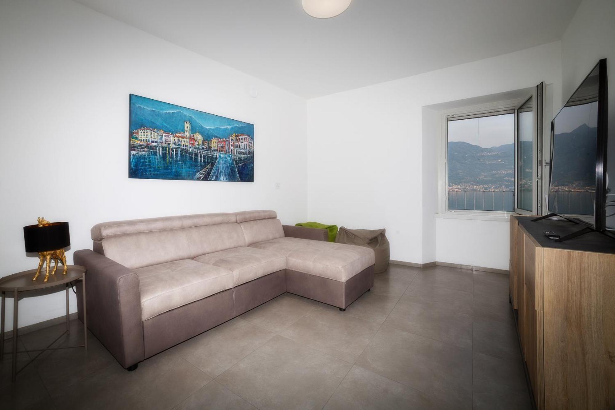 Lakefront Home Residenza Il Gallo In Riva Al Lago Pisogne Bagian luar foto